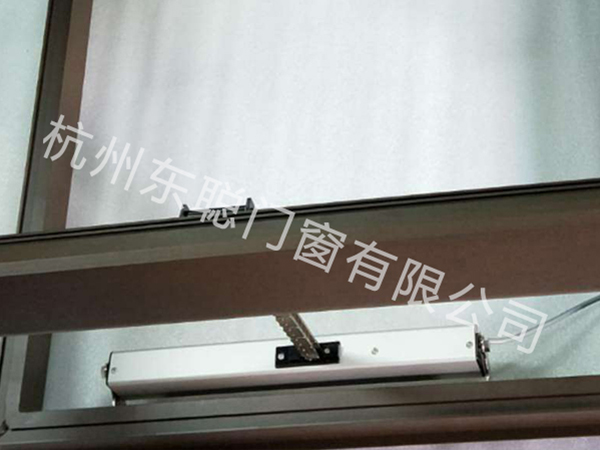 130型上懸天窗